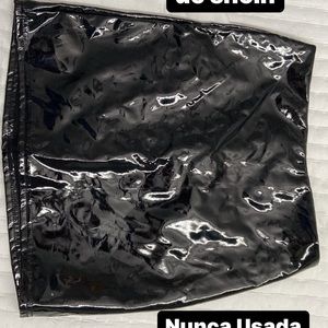 BLACK SKIRT